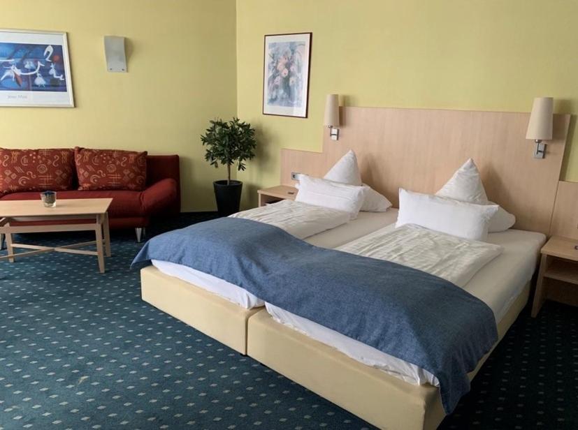Hotel Deutsches Haus ラムパートハイム エクステリア 写真