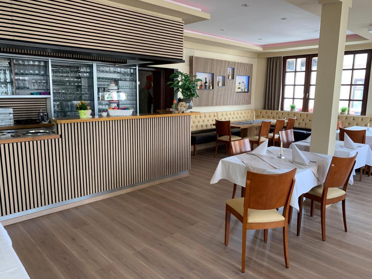 Hotel Deutsches Haus ラムパートハイム エクステリア 写真